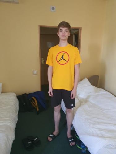 kirRIgBuiKY